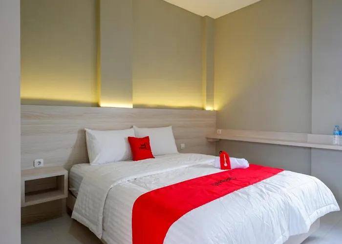 RedDoorz Syariah near PRPP Semarang